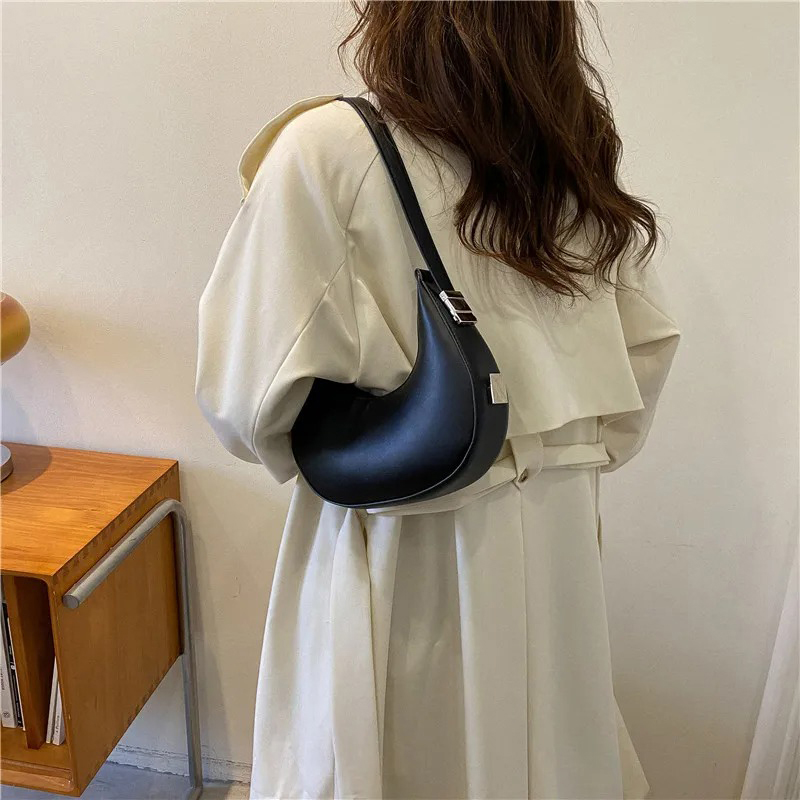 Women's Underarm Bag Luxurious - Luxury Bags Collection recension och pris